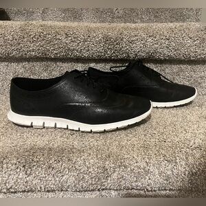 Cole Haan ZEROGRAND Women’s Wing Ox Closed Hole size 10B